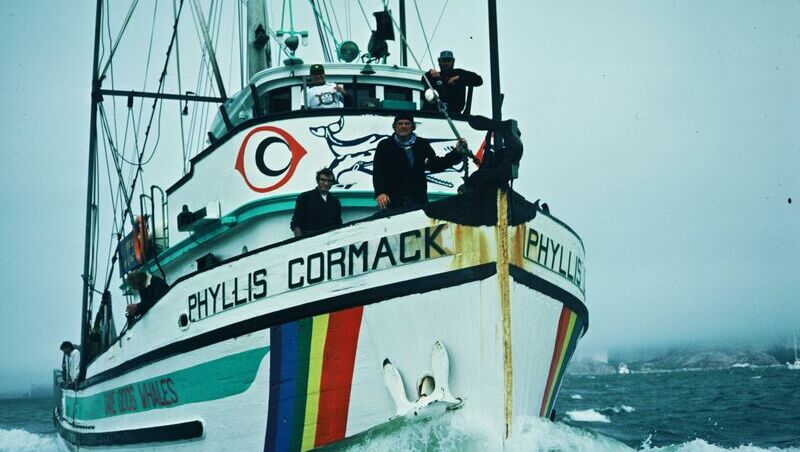 Greenpeace-Aktivisten an Bord der Phyllis Cormack